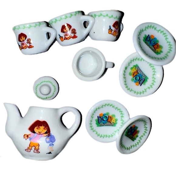 Viacom Vintage Dora The Explorer Miniature 10pc Porcelain Tea Set 2006 - Picture 1 of 6